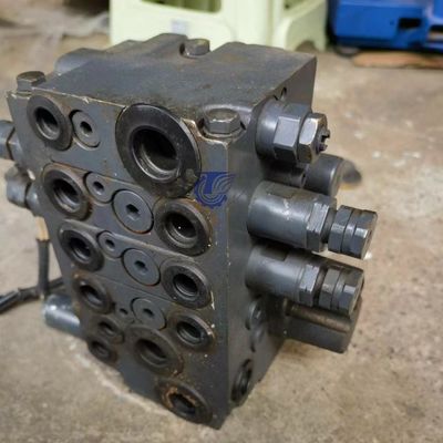 723-82-31100 7238231100 723-82-30100 For Komatsu FD35/40-10 FD35Y/40Y-10 FD40Z-10 FD45-10 Forklift PARTS Hydraulic MAIN CONTROL VALVE aftermarket Original