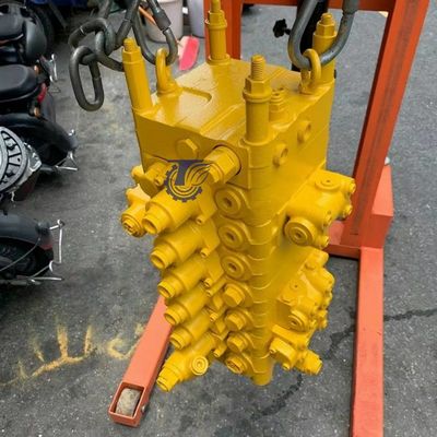 Komatsu 120-6-7 Bagger Hauptsteuerventil Hydraulik 723-56-12103 723-56-12102
