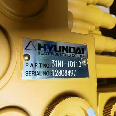 31N1-10110 Hydraulische Steuerventilmontage R80-7 für Hyundai Bagger-Verteilerventil