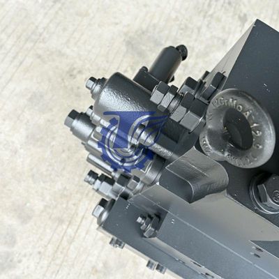 723-43-12100 7234312100 723-43-12101 FÜR KOMATSU WA500-6 WA500-6R RADENLADER TEILEN Hydraulisches Hauptsteuerschlagventil Nachschubmarkt Original