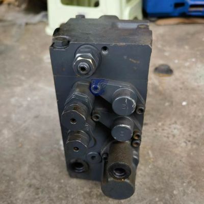 723-82-31100 7238231100 723-82-30100 Für Komatsu FD35/40-10 FD35Y/40Y-10 FD40Z-10 FD45-10 Gabelstaplerteile Hydraulisches Hauptsteuerschlepper Nachlaufmarkt Original