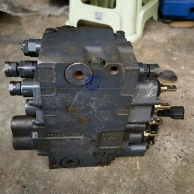 723-82-31100 7238231100 723-82-30100 Für Komatsu FD35/40-10 FD35Y/40Y-10 FD40Z-10 FD45-10 Gabelstaplerteile Hydraulisches Hauptsteuerschlepper Nachlaufmarkt Original